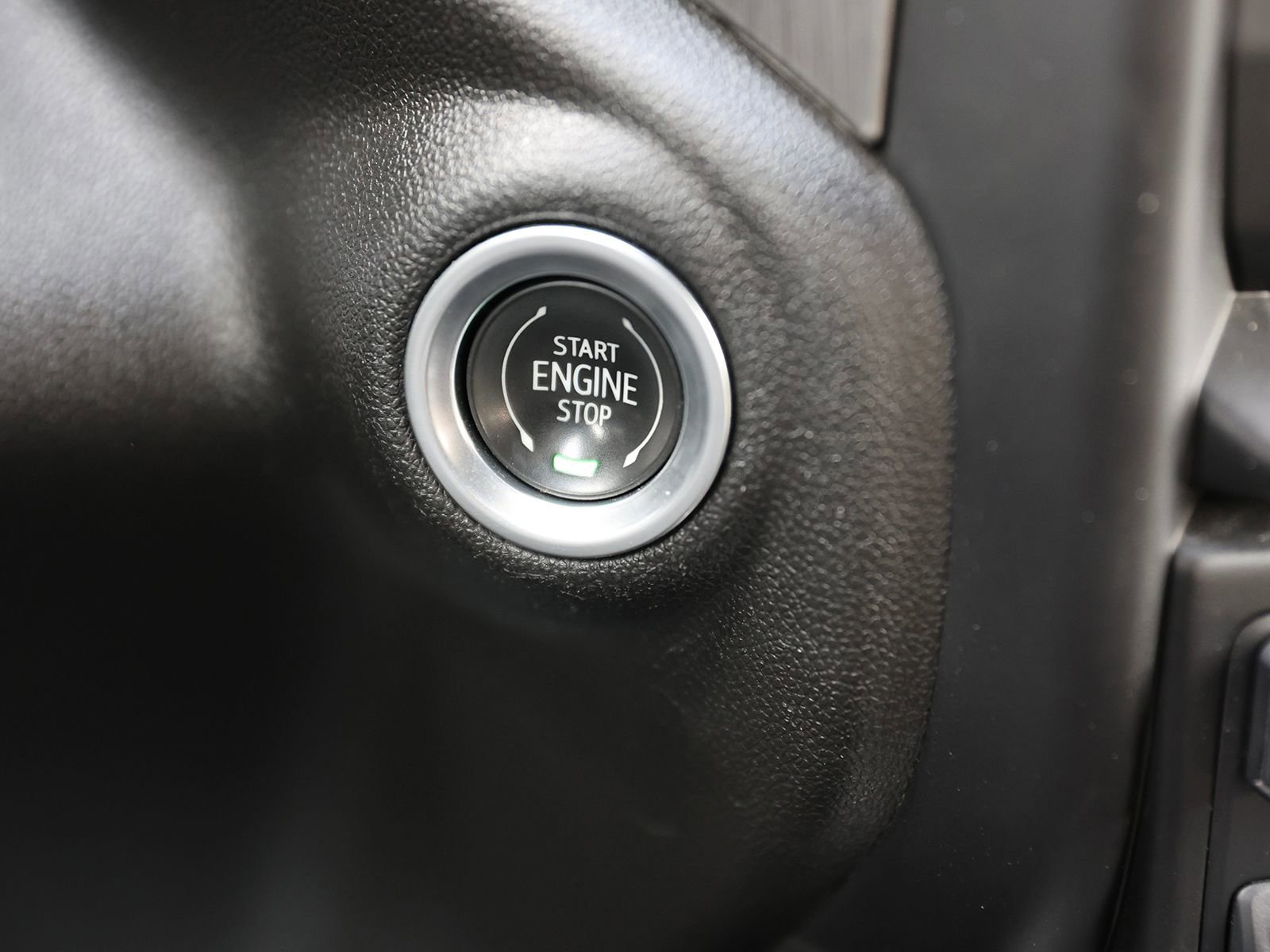 Used 2022 GMC Sierra 2500 Denali w/ Denali Ultimate Package image 38