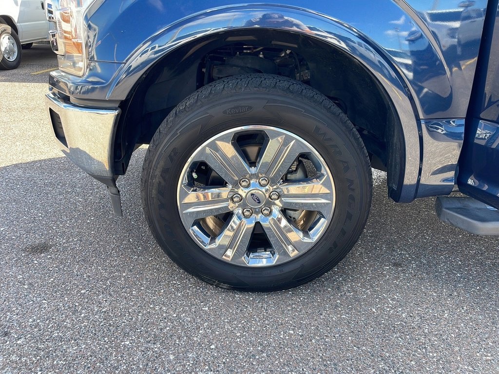 Certified 2020 Ford F150 Lariat image 35