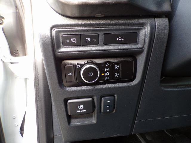 Certified 2023 Ford F150 Platinum w/ Equipment Group 701A High image 18