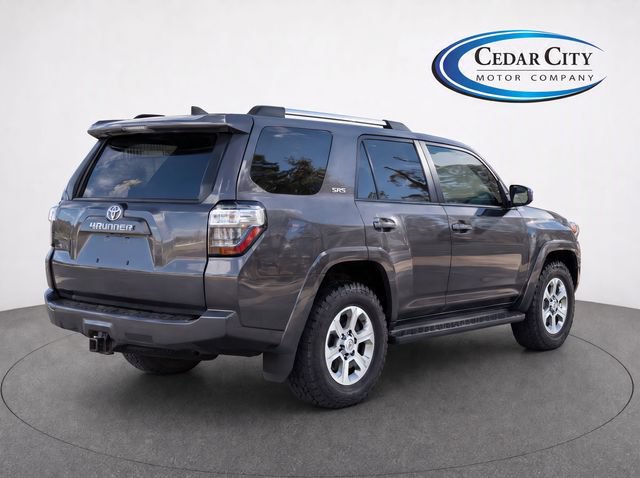 Used 2021 Toyota 4Runner SR5 AWD/4WD image 4