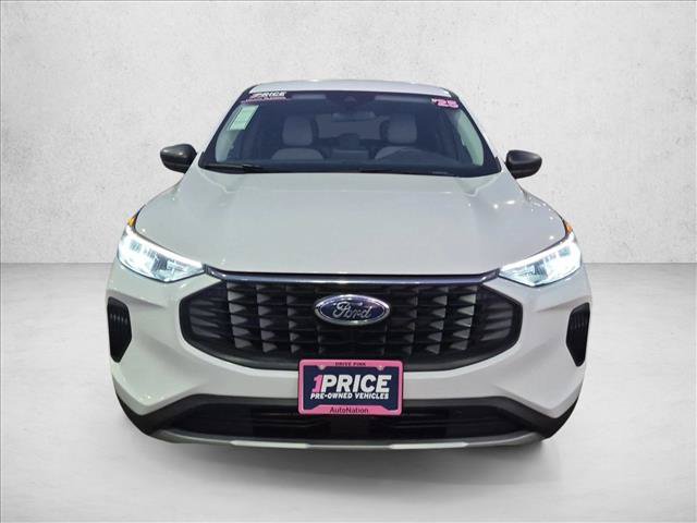 Certified 2025 Ford Escape Active w/ Cold Weather Package AWD/4WD image 2