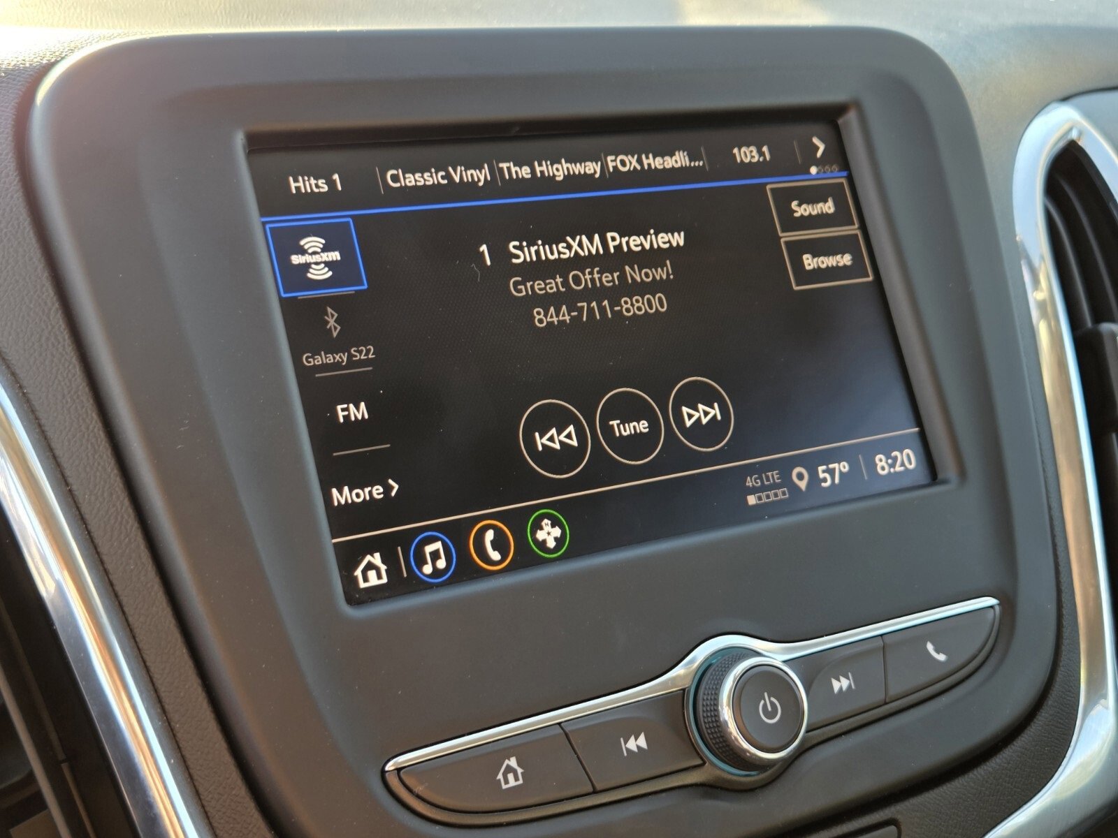 Used 2023 Chevrolet Equinox LT image 20