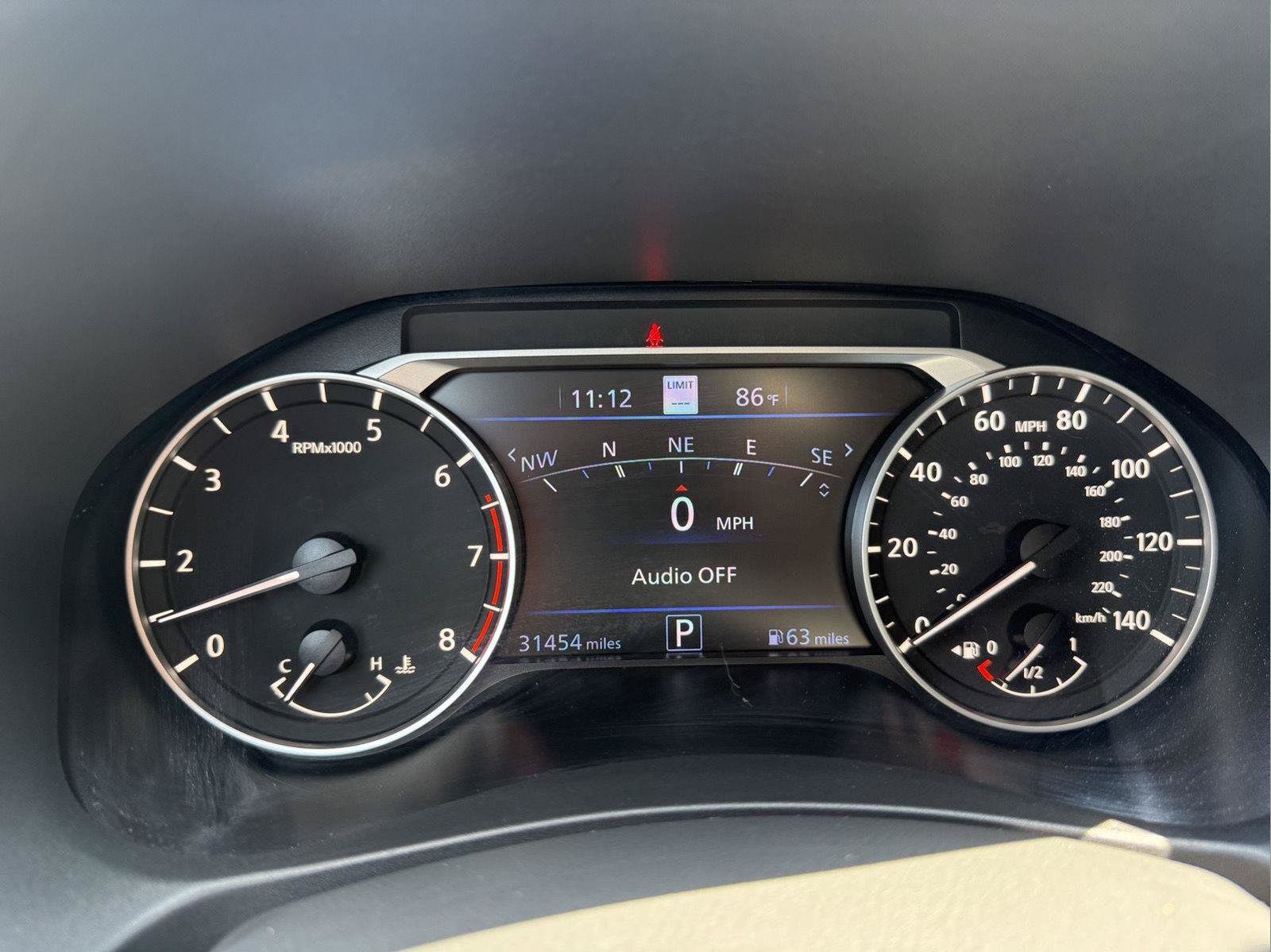 Used 2024 Nissan Altima 2.5 SV w/ SV Premium Package AWD/4WD image 5
