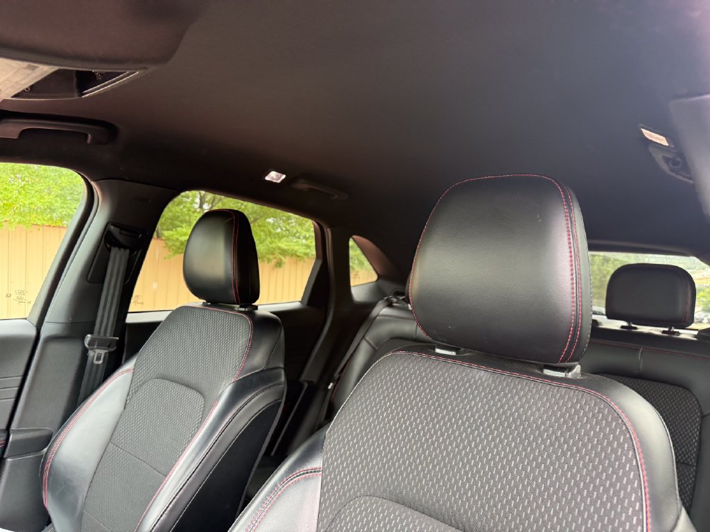 Certified 2025 Ford Escape ST-Line Select AWD/4WD image 13