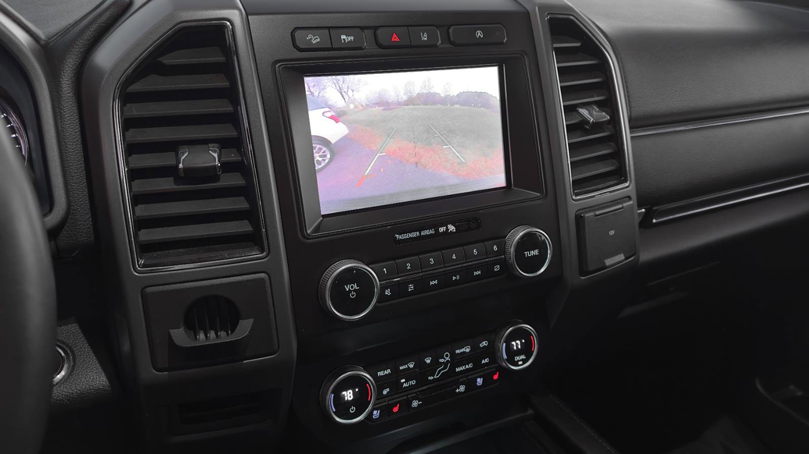 Certified 2021 Ford Expedition XLT image 26