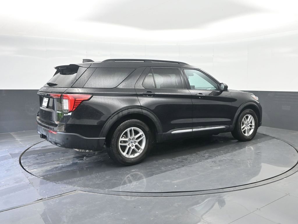 Certified 2025 Ford Explorer Active RWD image 15