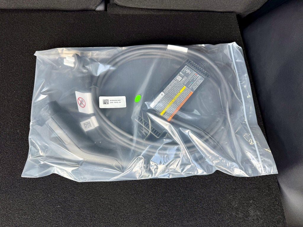 Certified 2025 Ford Escape SE FWD image 14