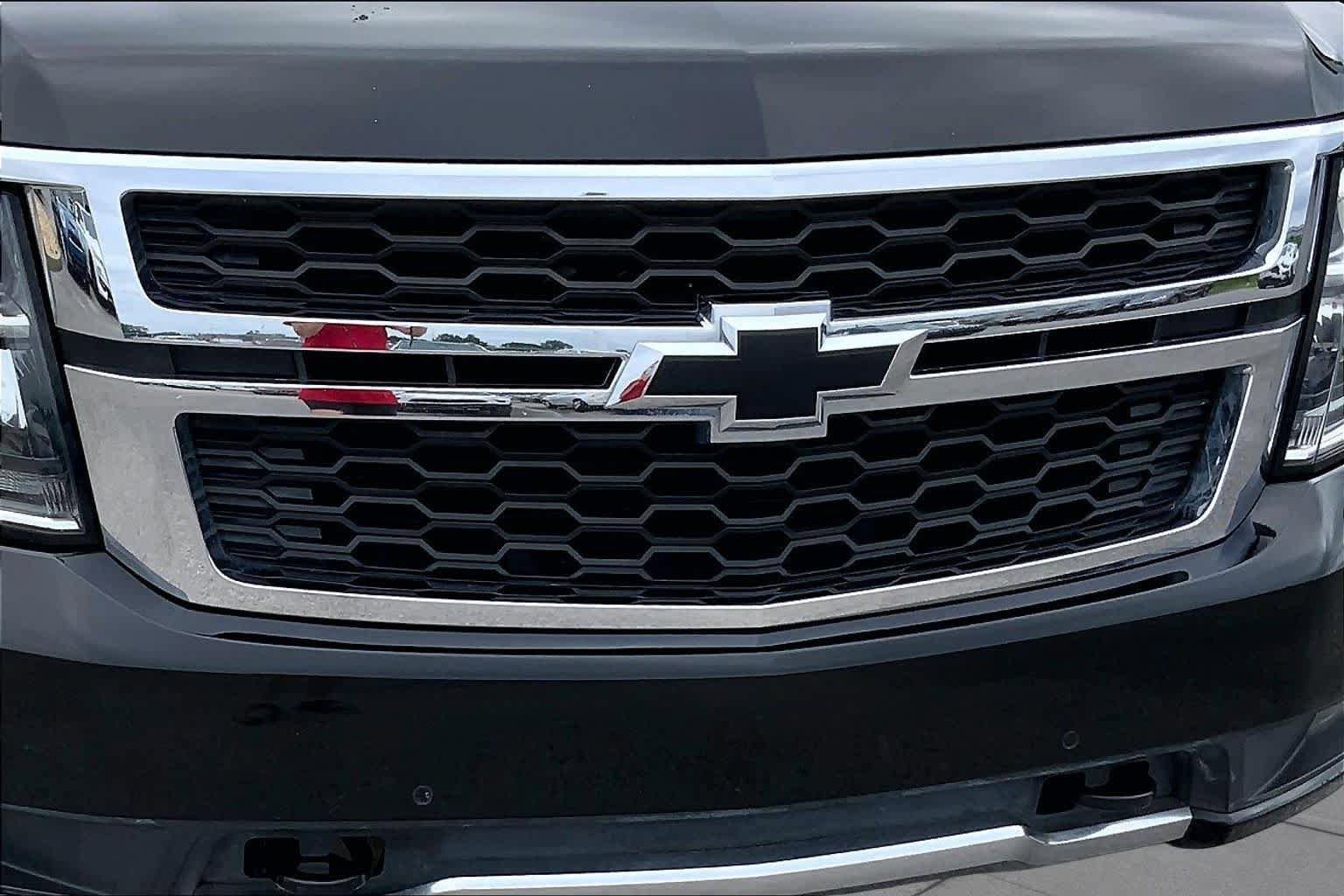 Used 2017 Chevrolet Tahoe LT w/ Luxury Package AWD/4WD image 29