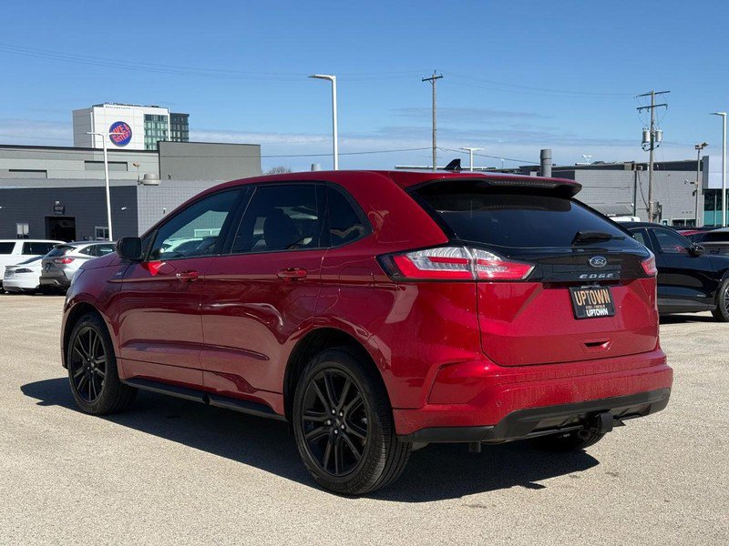 Certified 2024 Ford Edge ST-Line w/ Class II Trailer Tow Package image 2