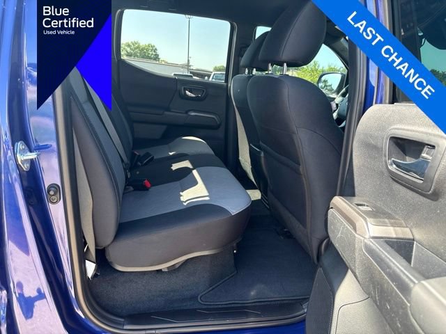 Used 2023 Toyota Tacoma TRD Off-Road w/ Technology Package AWD/4WD image 14