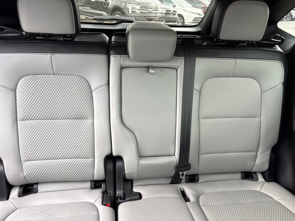 Certified 2023 Ford Escape SE FWD image 9