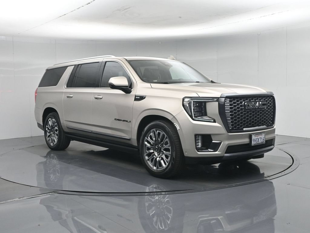 Used 2023 GMC Yukon XL Denali Ultimate AWD/4WD image 64