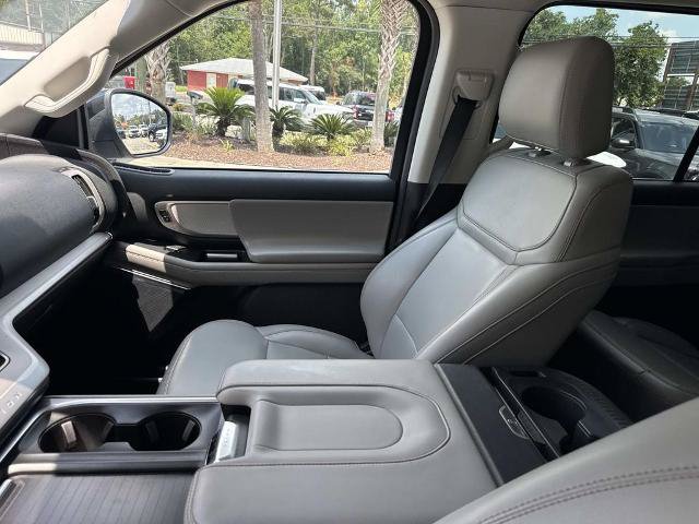 Certified 2025 Ford Expedition Active RWD image 18