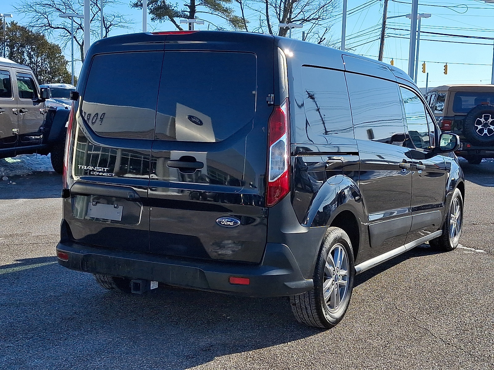Certified 2023 Ford Transit Connect XL w/ Trailer Tow Package image 7