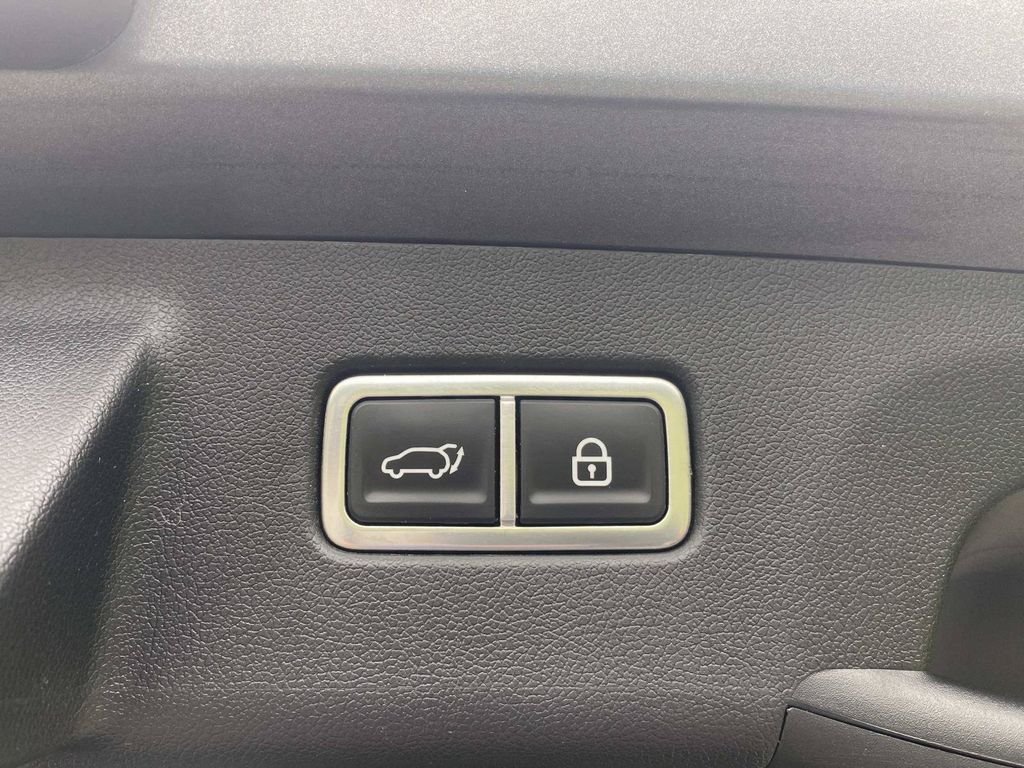 Used 2023 Kia Sorento EX FWD image 7