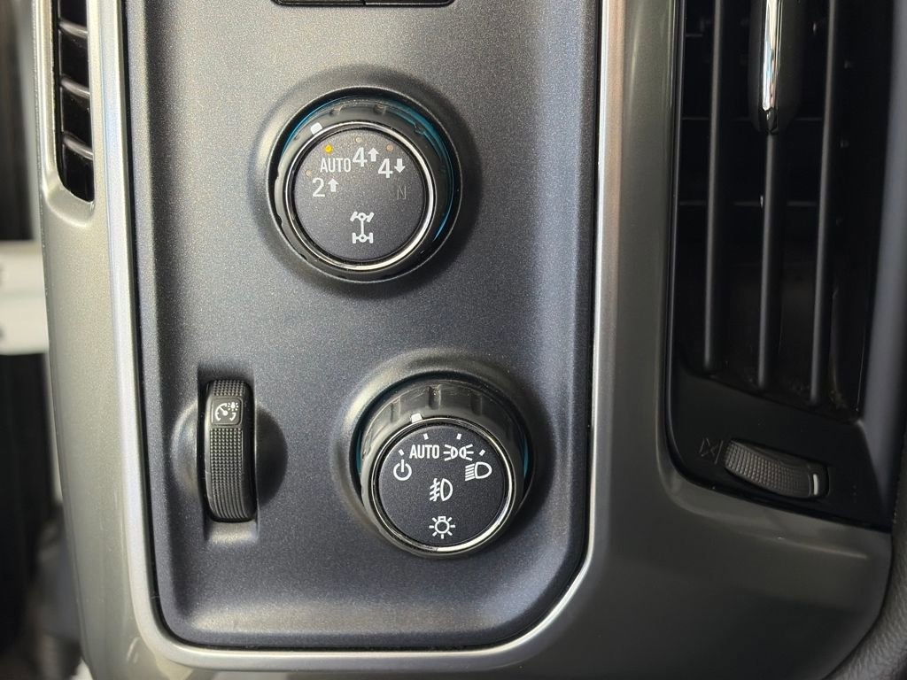 Used 2018 Chevrolet Silverado 1500 LTZ Z71 w/ LTZ Plus Package image 23