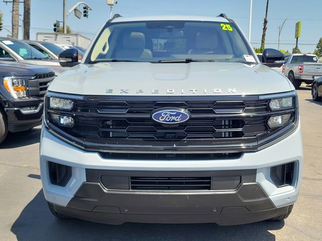 Certified 2025 Ford Expedition Max Active AWD/4WD image 28