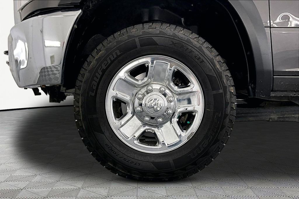 Used 2018 RAM 2500 Tradesman w/ Chrome Appearance Group image 11