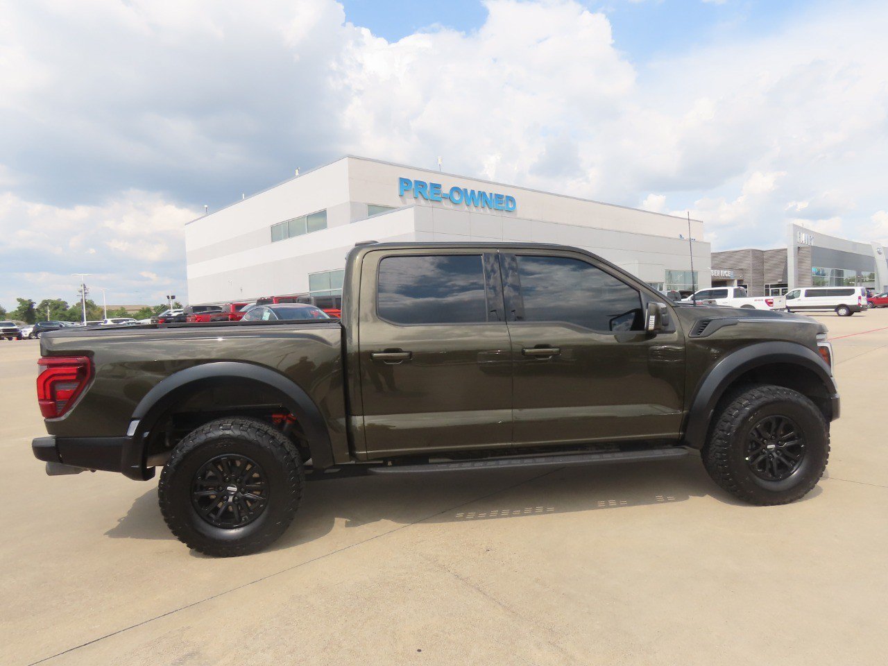 Certified 2025 Ford F150 Raptor AWD/4WD image 8