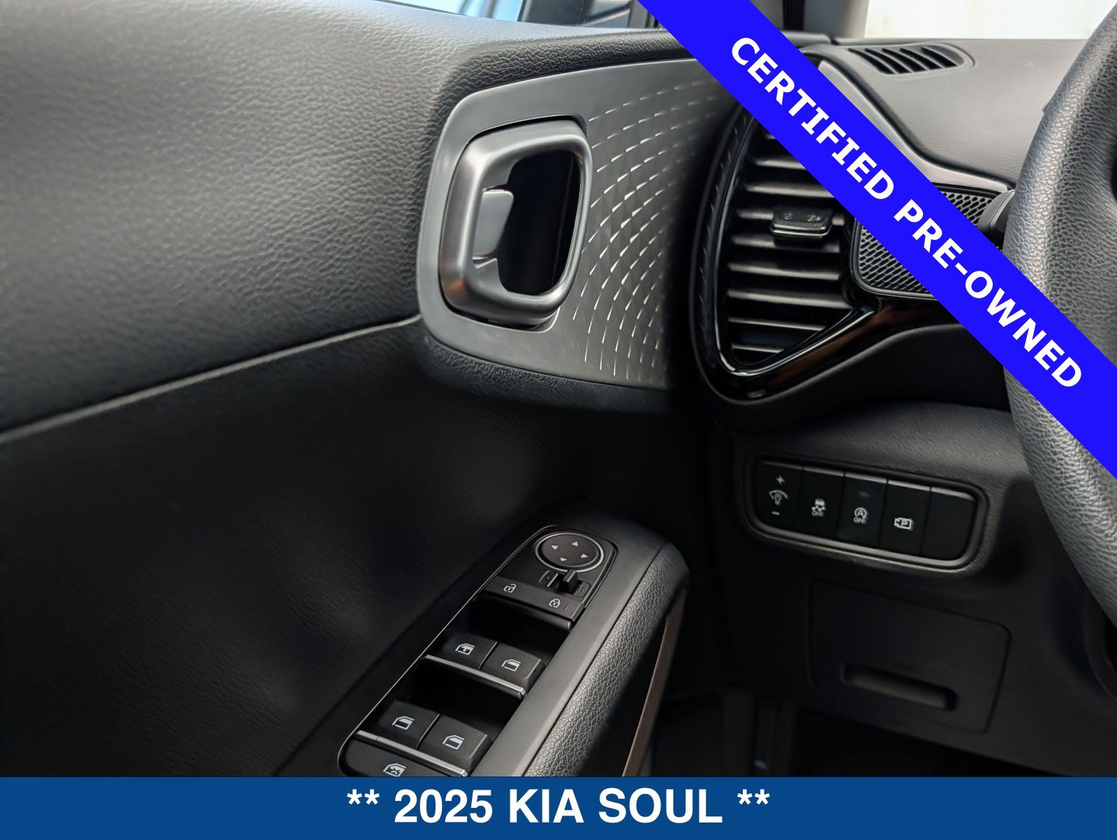Used 2025 Kia Soul S FWD image 24