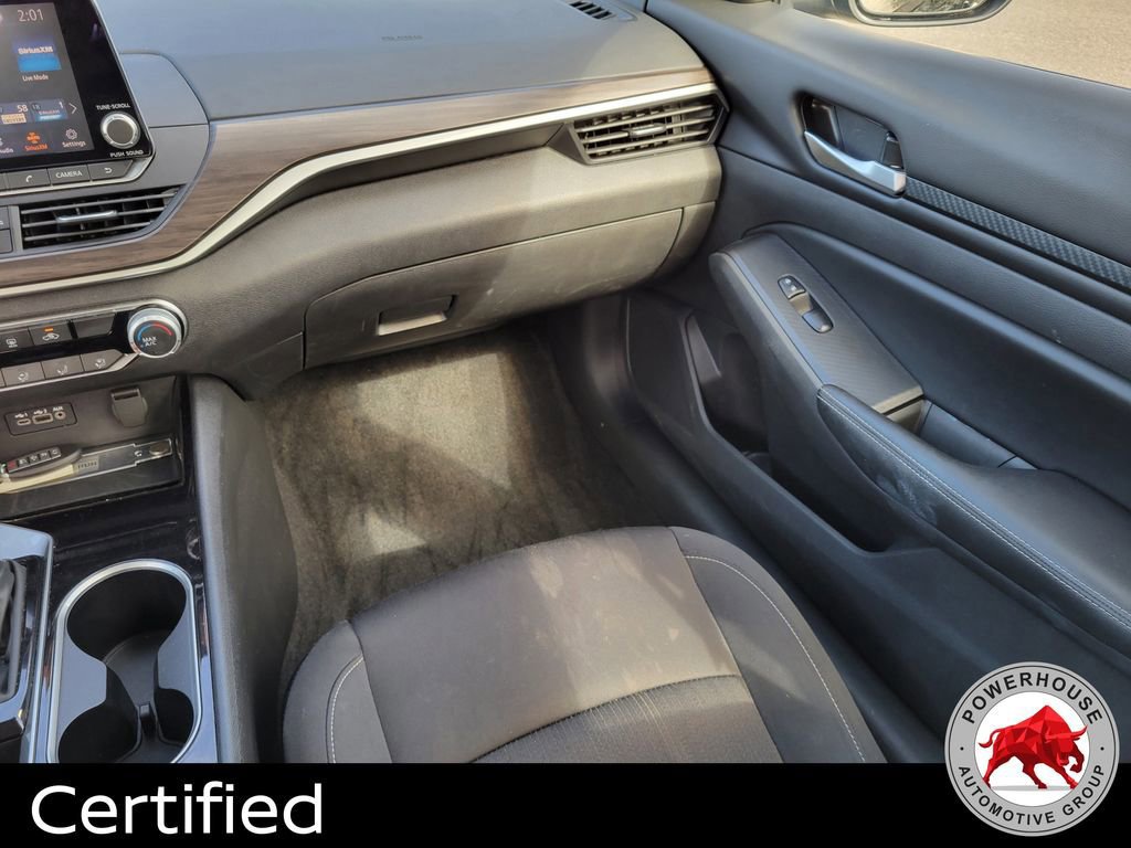 Used 2024 Nissan Altima 2.5 SV image 15