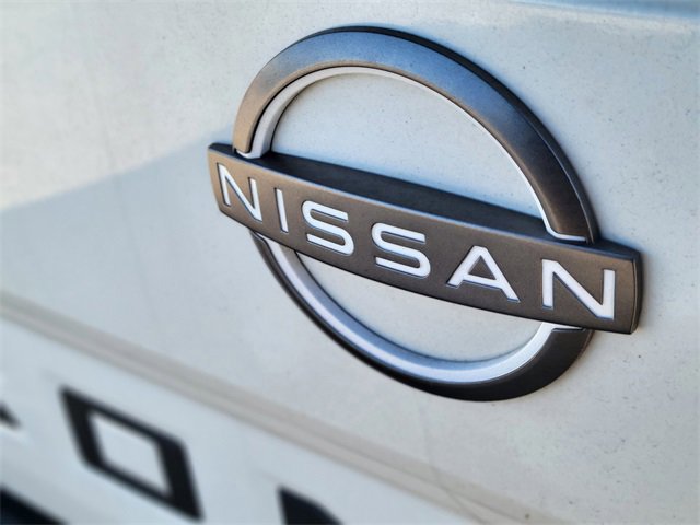 Used 2022 Nissan Frontier SV w/ Technology Package image 5