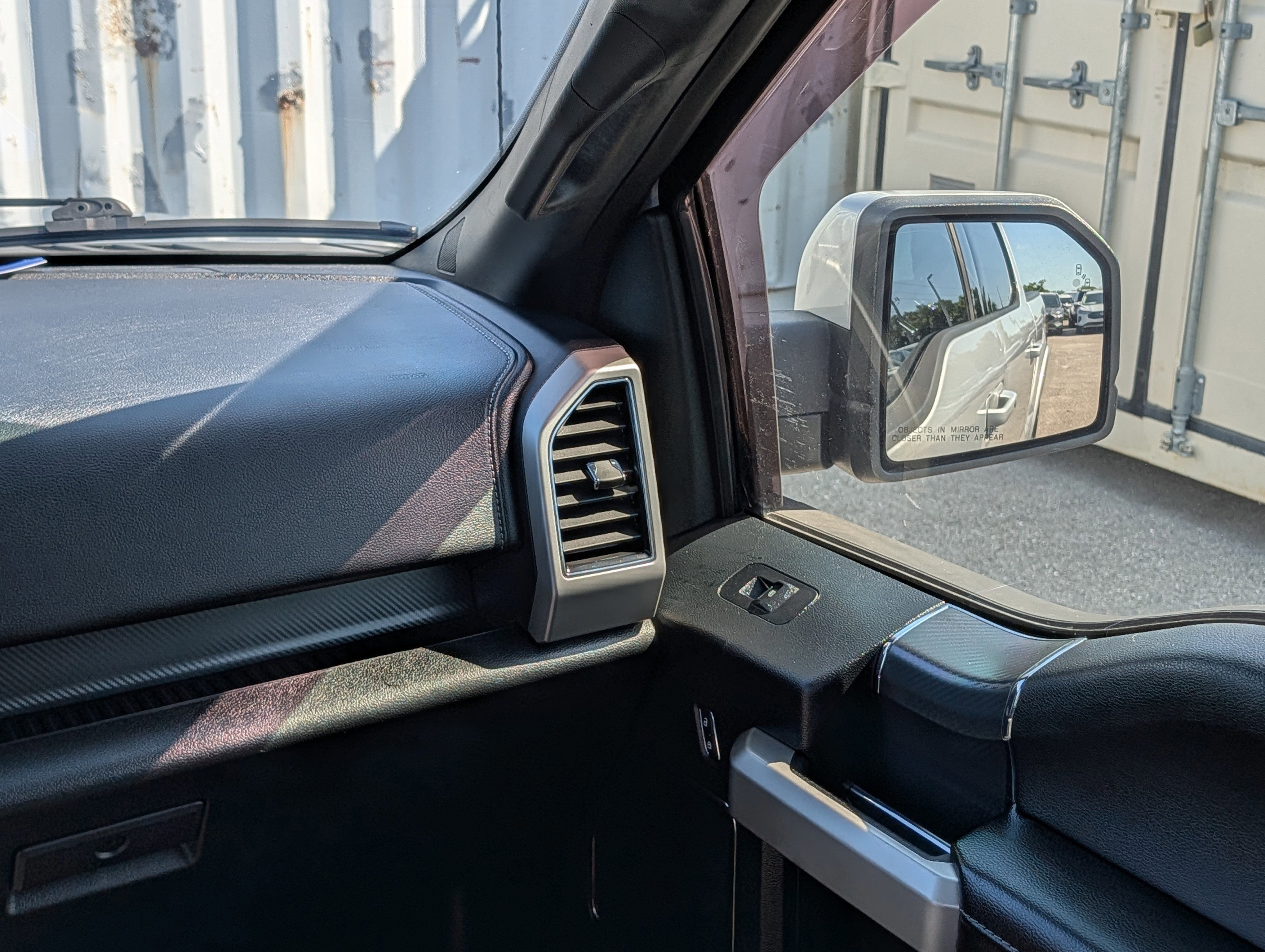 Certified 2019 Ford F150 Lariat image 17