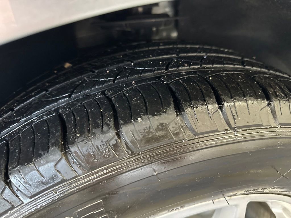 Certified 2024 Ford Edge SEL w/ Convenience Package image 28