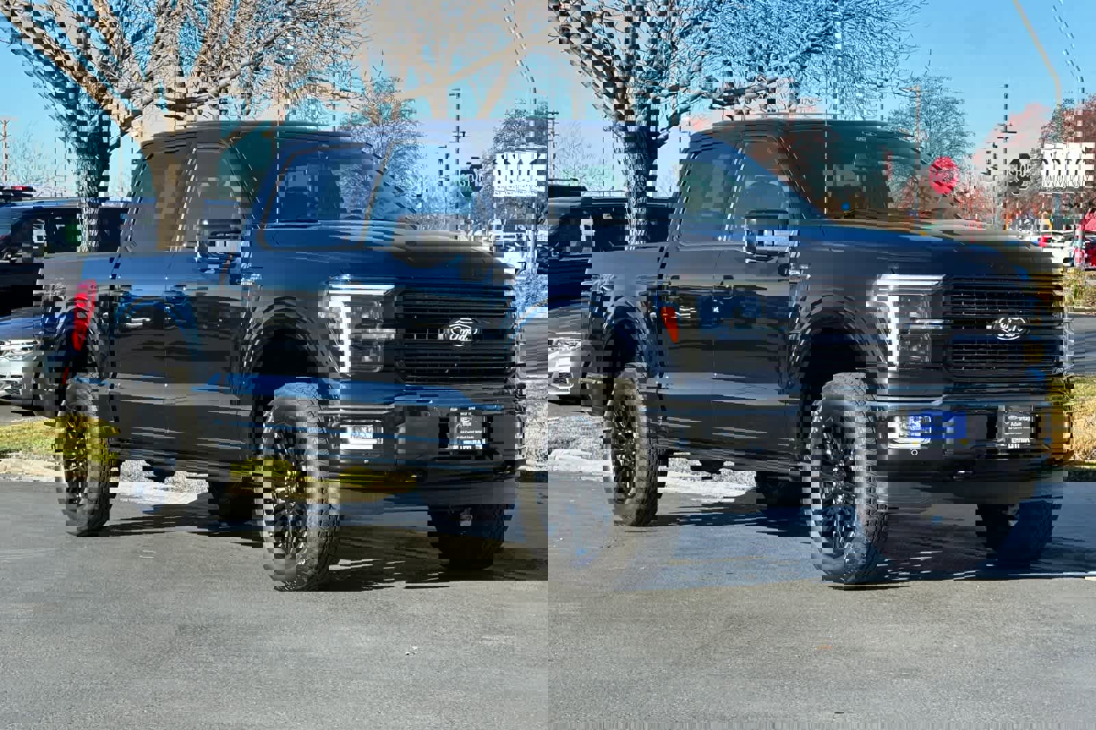 Certified 2024 Ford F150 Platinum w/ Equipment Group 702A High image 7