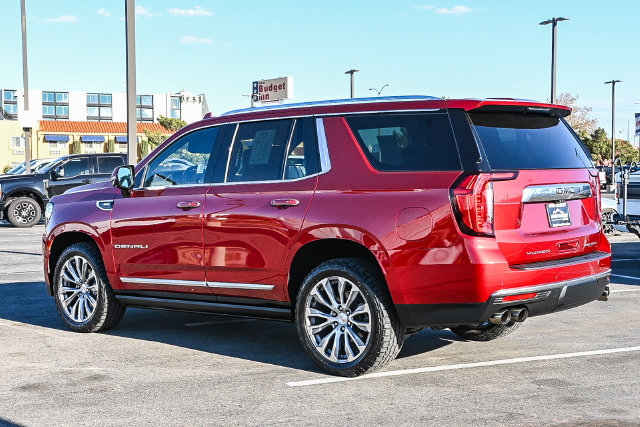 Used 2021 GMC Yukon Denali w/ Denali Premium Package RWD image 6