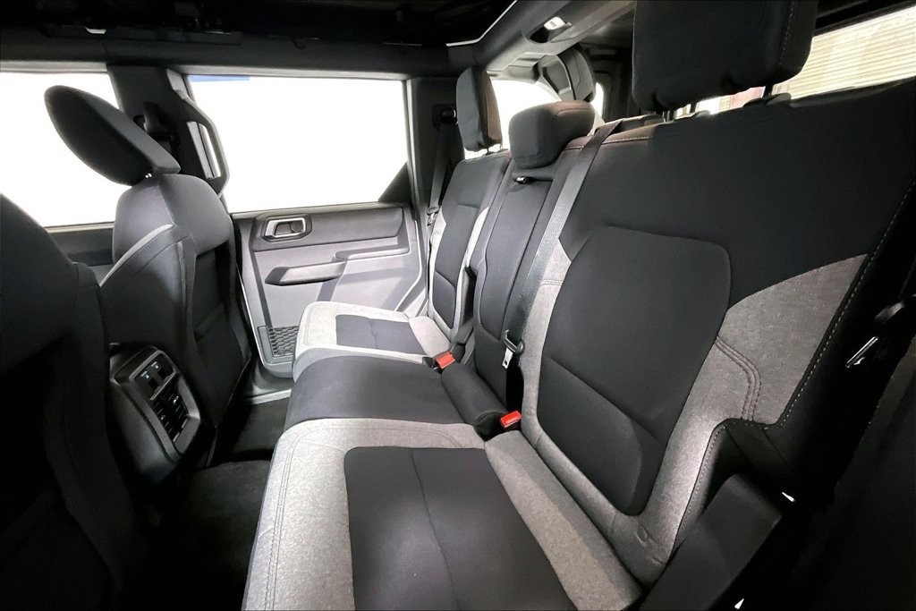 Certified 2025 Ford Bronco 4-Door AWD/4WD image 21