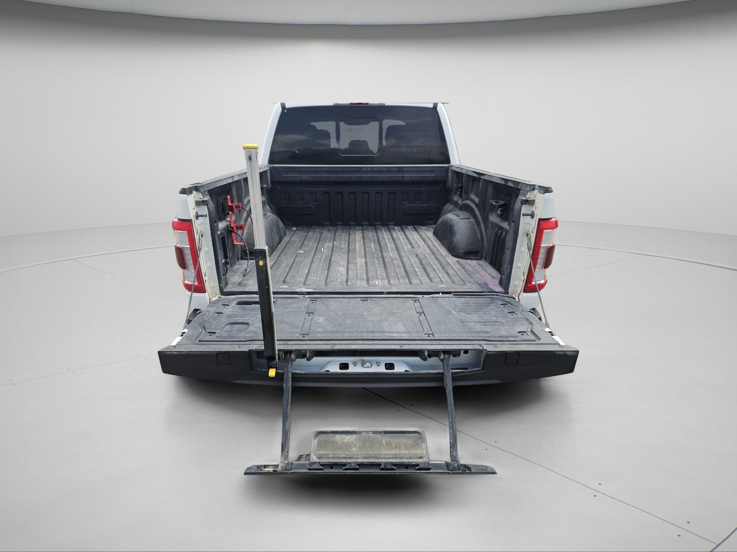 Certified 2022 Ford F150 Lariat w/ Equipment Group 502A High AWD/4WD image 27