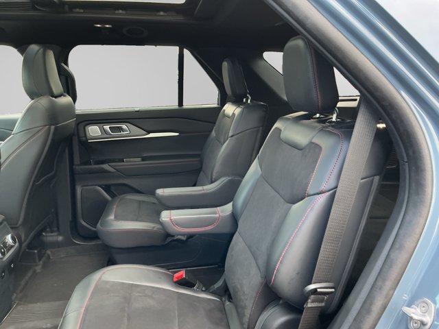 Certified 2025 Ford Explorer ST AWD/4WD image 13