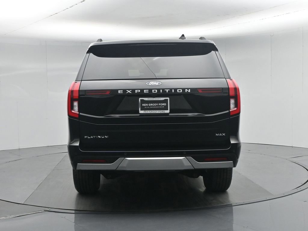 Certified 2025 Ford Expedition Max Platinum image 12