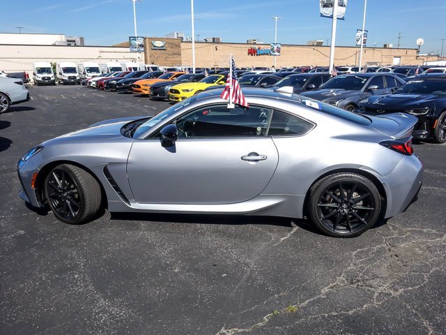Used 2024 Toyota GR86 Premium RWD image 6