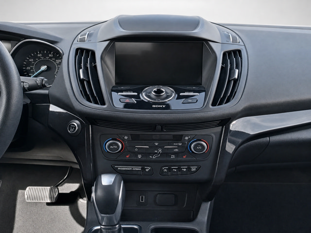 Certified 2019 Ford Escape Titanium AWD/4WD image 11