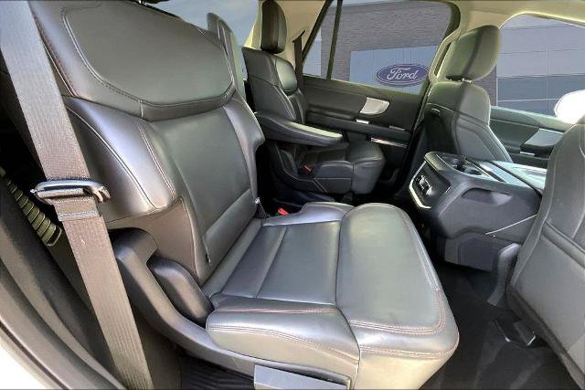 Certified 2025 Ford Expedition Active AWD/4WD image 24