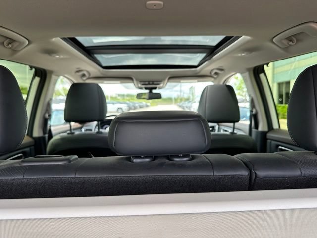 Used 2023 Nissan Rogue Platinum AWD/4WD image 11