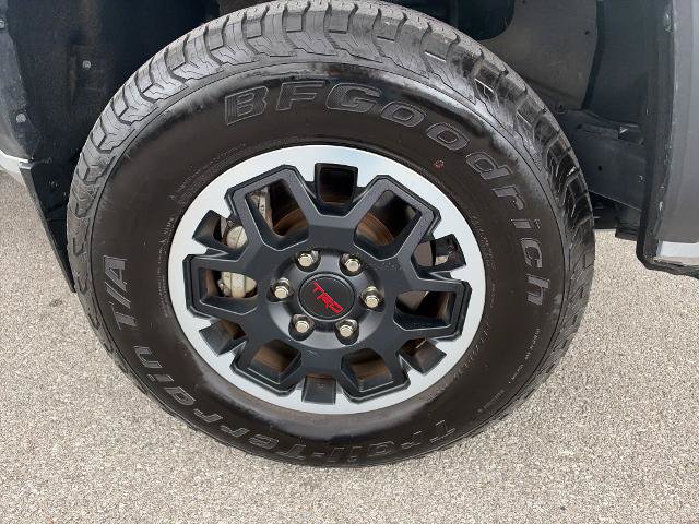 Used 2024 Toyota Tacoma TRD Off-Road AWD/4WD image 28