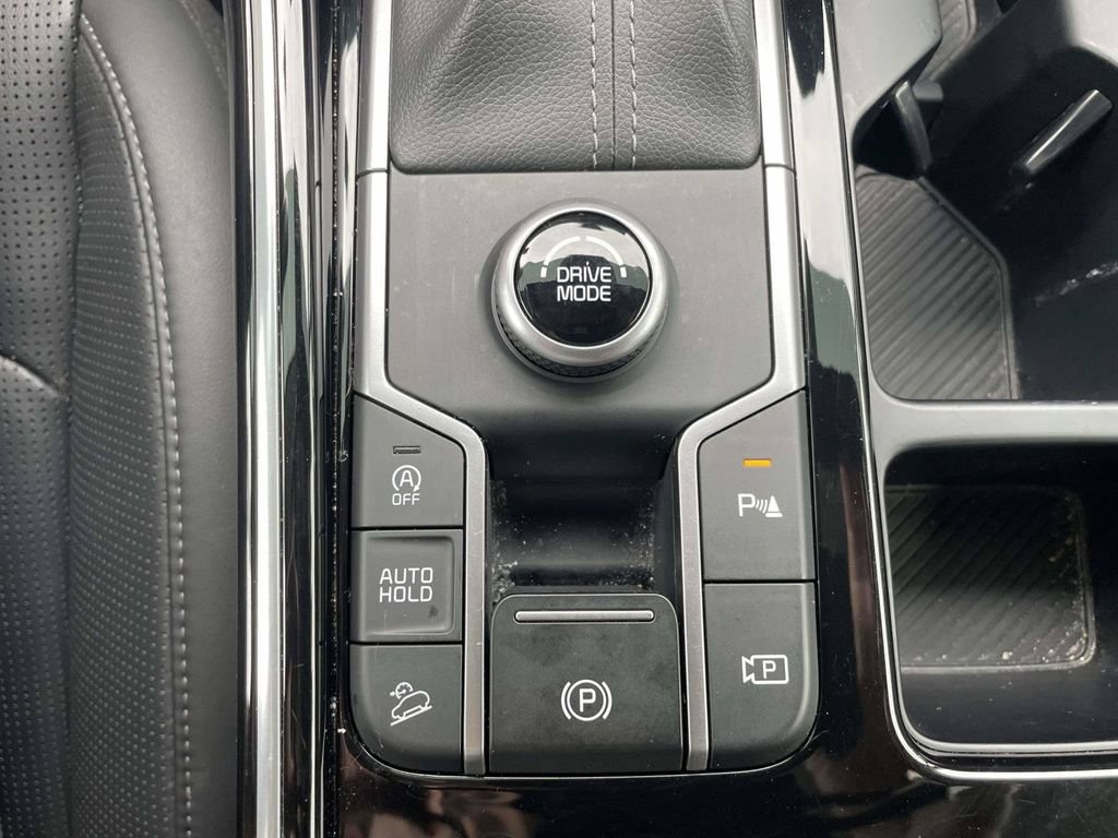 Used 2024 Kia Sorento SX FWD image 24