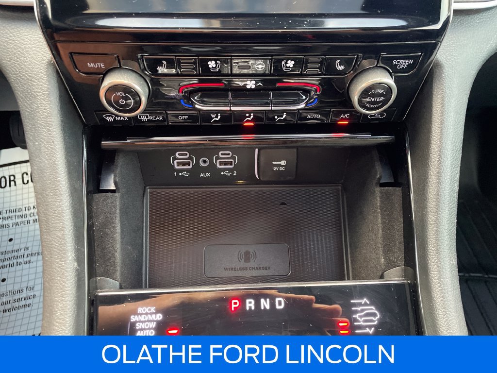 Used 2021 Jeep Grand Cherokee L Overland w/ Luxury Tech Group IV AWD/4WD image 23