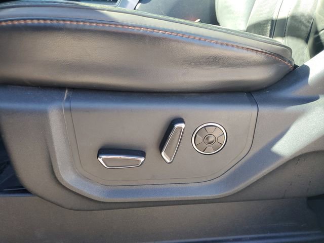 Certified 2022 Ford F350 Platinum w/ FX4 Off-Road Package image 15