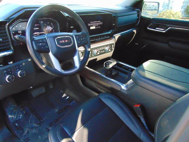 Used 2024 GMC Sierra 1500 SLT AWD/4WD image 11