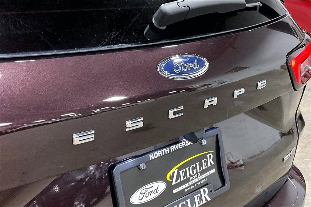Certified 2023 Ford Escape ST-Line w/ Tech Pack #1 image 8