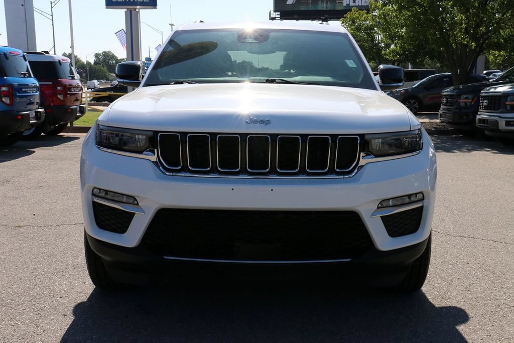 Used 2024 Jeep Grand Cherokee Limited 4xe AWD/4WD image 3