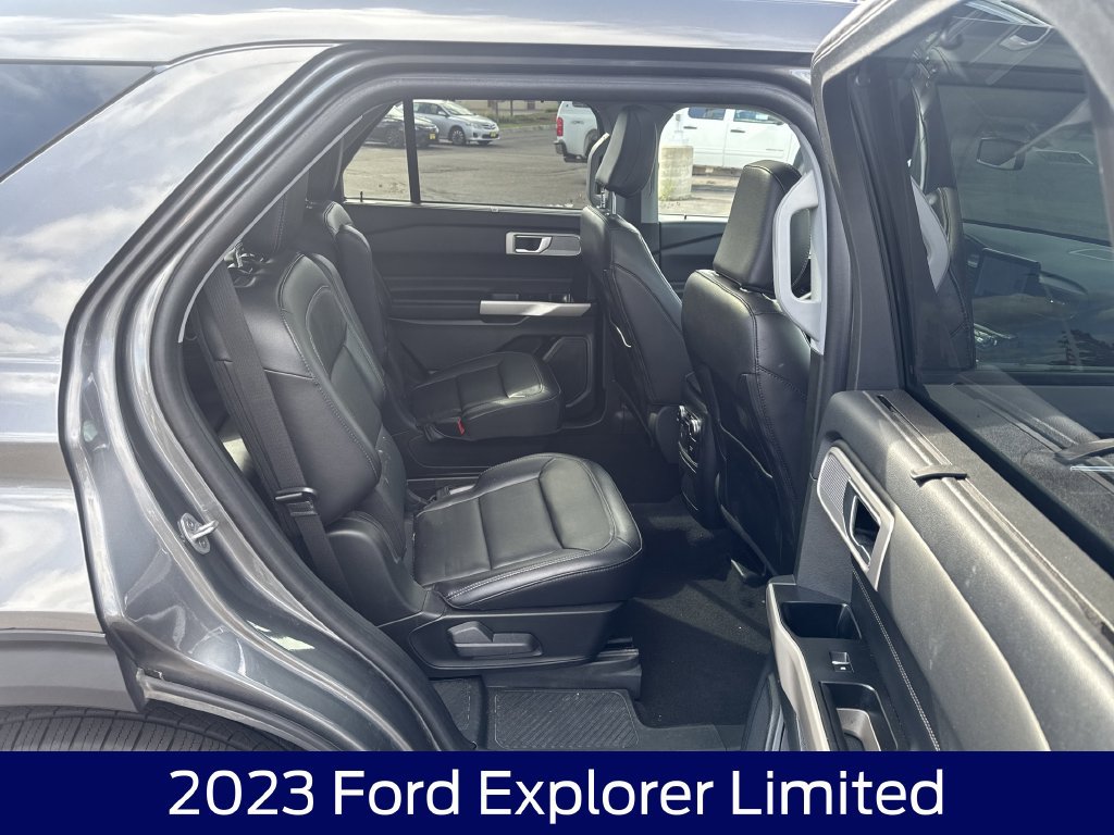 Certified 2023 Ford Explorer Limited AWD/4WD image 15