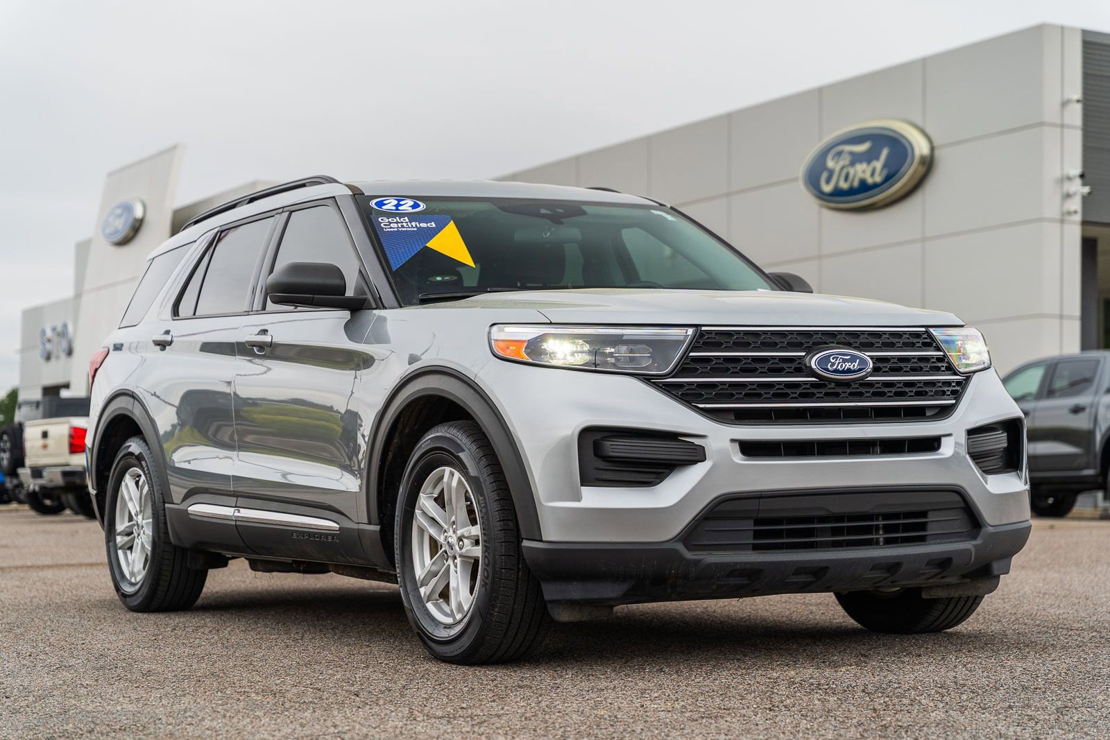 Certified 2022 Ford Explorer XLT image 7
