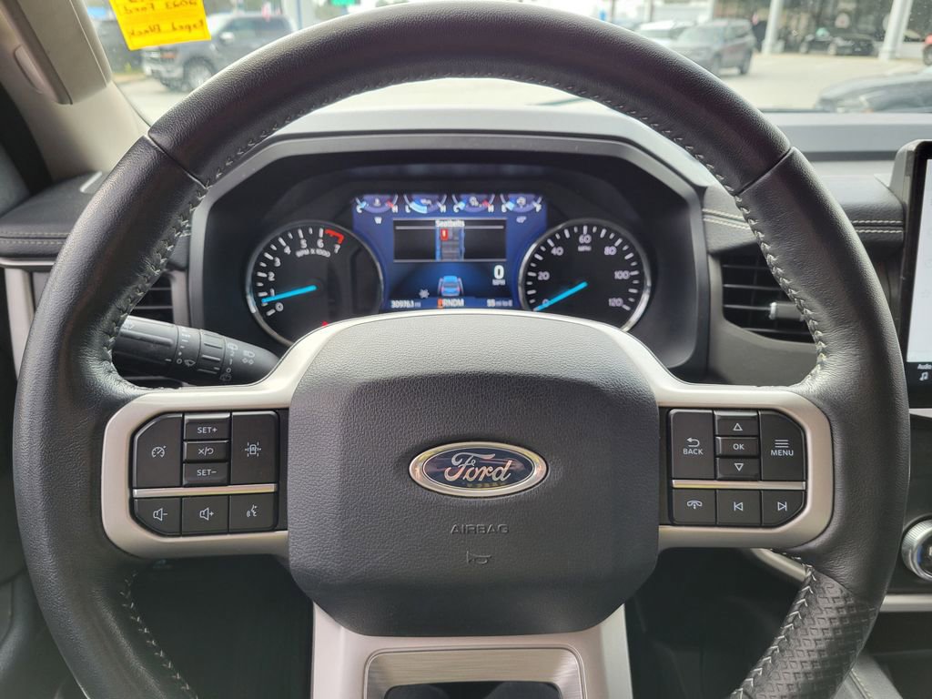 Certified 2023 Ford Expedition Max XLT image 31