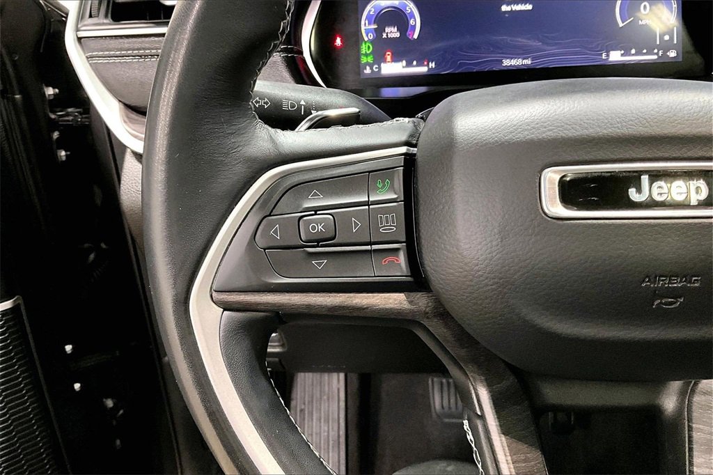 Used 2021 Jeep Grand Cherokee L Limited image 17