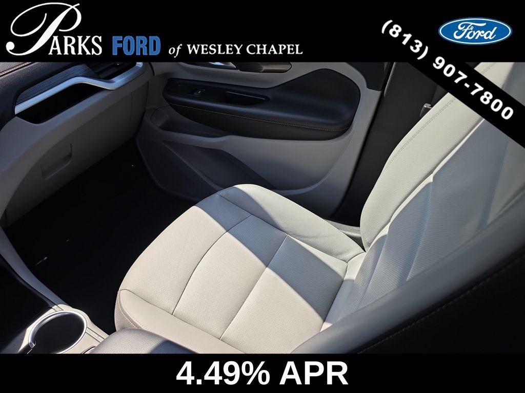 Used 2018 GMC Terrain SLT w/ Preferred Package FWD image 14